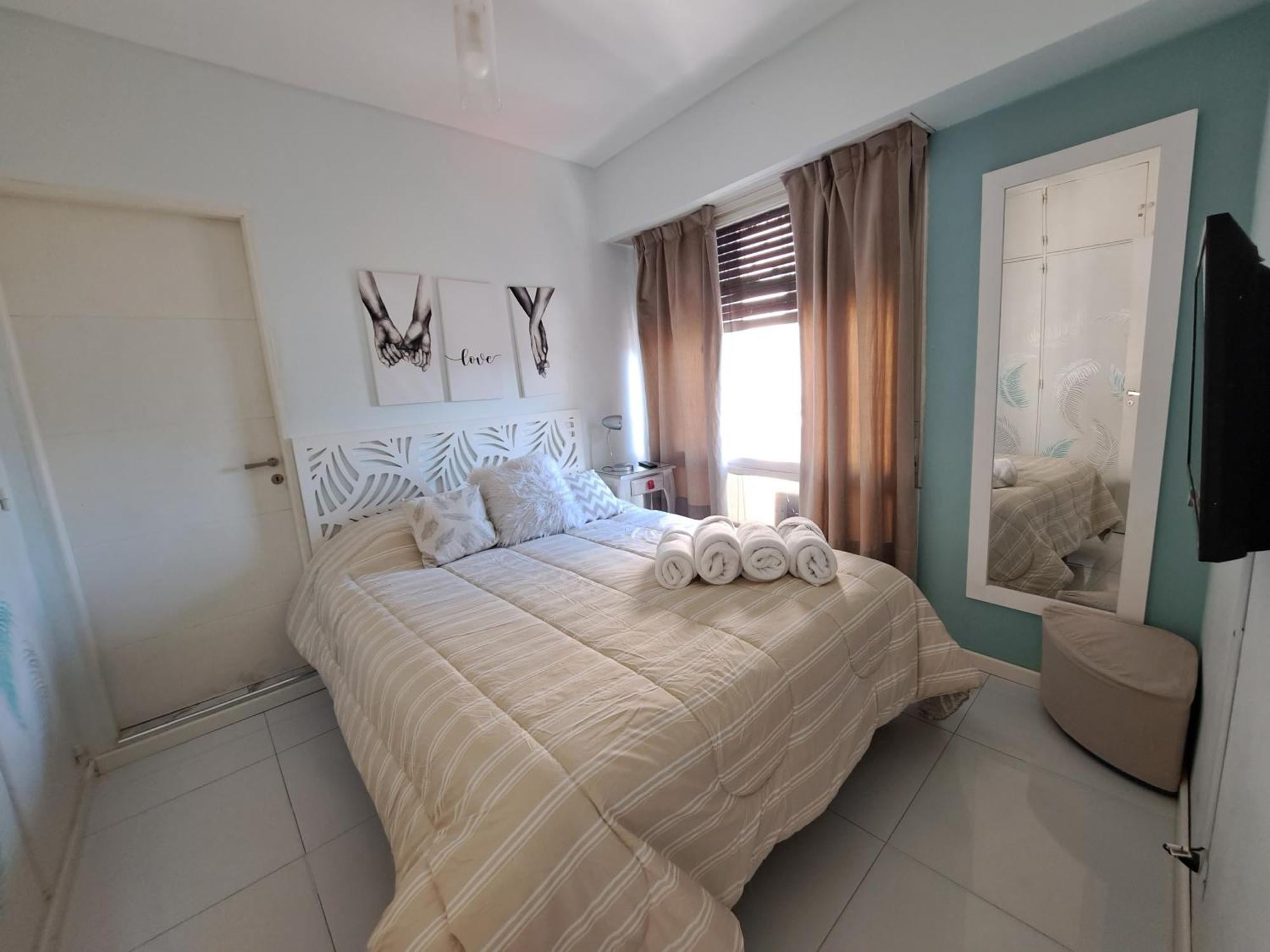 Seliz Suites Luminoso, Con Cochera Para Auto Mediano O Pequeno Como Adicional - Buenos Aires — Fotos 1